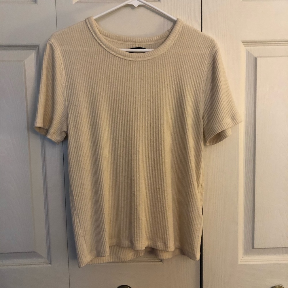 Cream short sleeve sweater